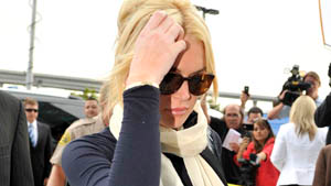 Illustration for article titled Mary-Kate Olsen Is Hooking Up With Kanye West